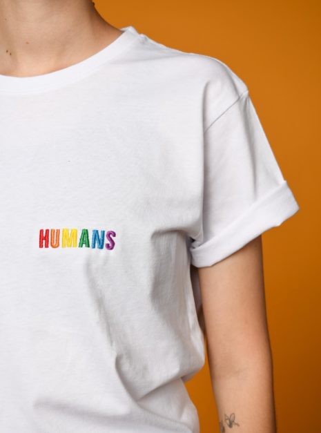 tshirt-blanc-humans_focus-pheros-lgbt