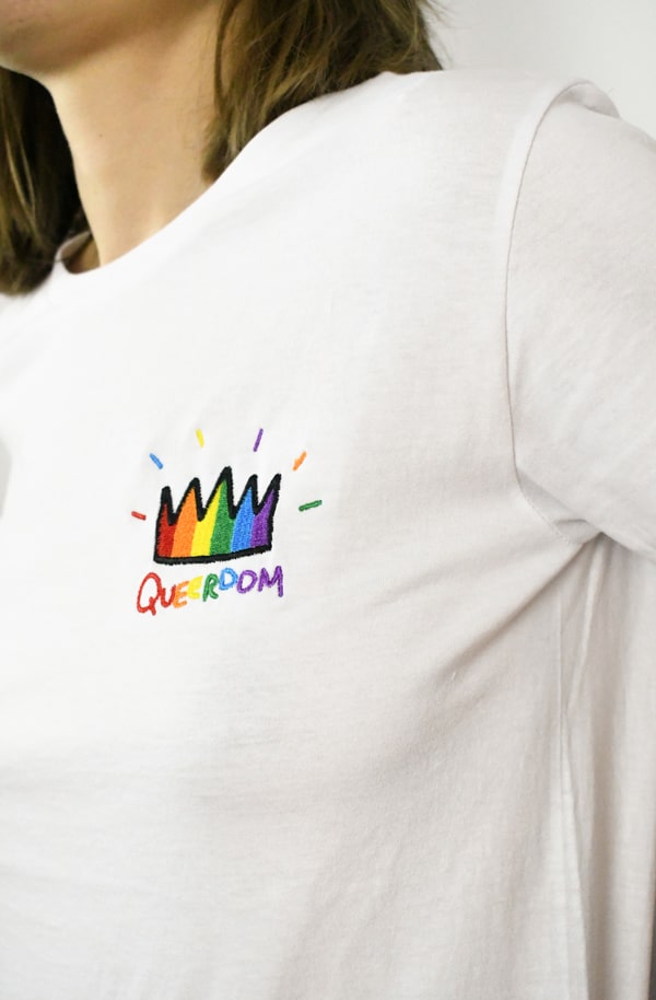 tshirt-queerdom-focus-pheros-lgbt