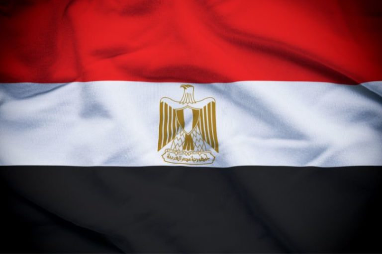 Égypte : La police persécute la communauté LGBT+ sur les applications de rencontre