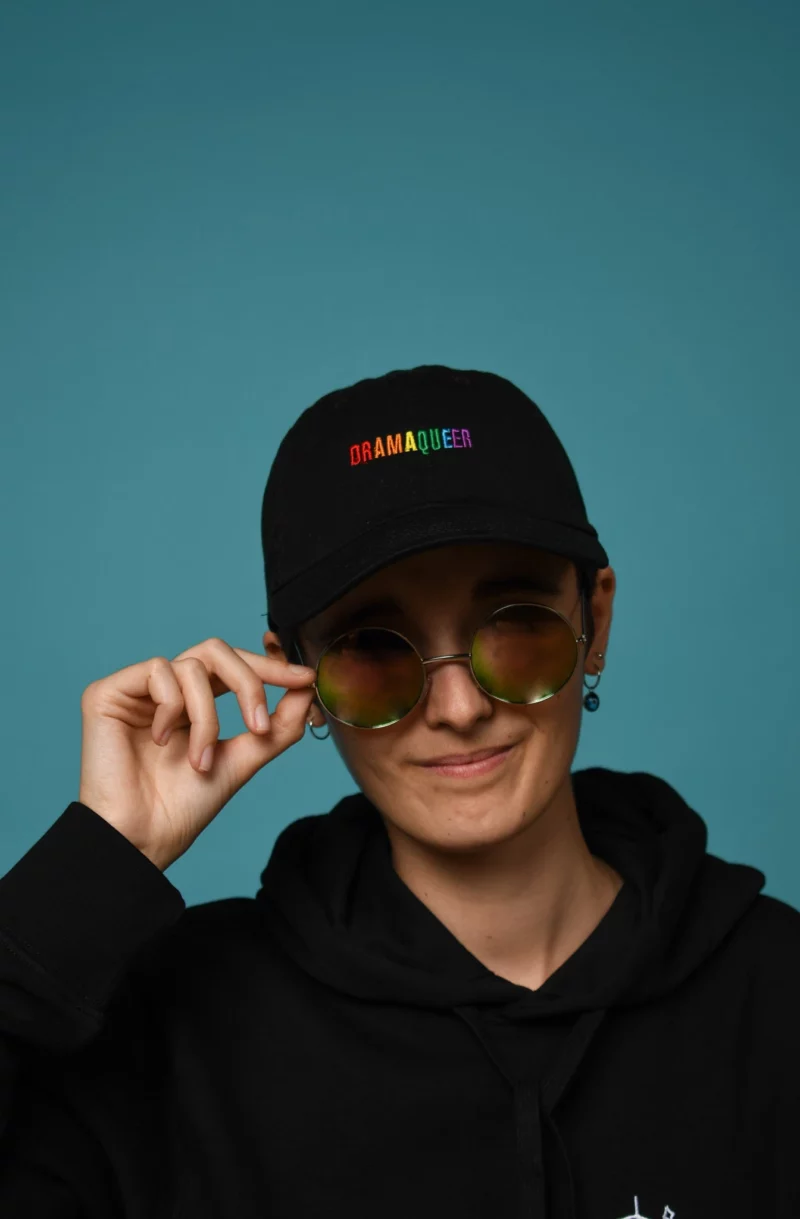 casquette-dramaqueer-avant