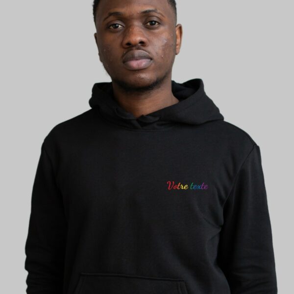 🎨 Sweat à capuche noir brodé personnalisé