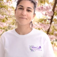 Sapphic-Bravo-White-Solo