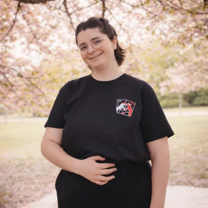 Sapphic-Queen-Black-Solo