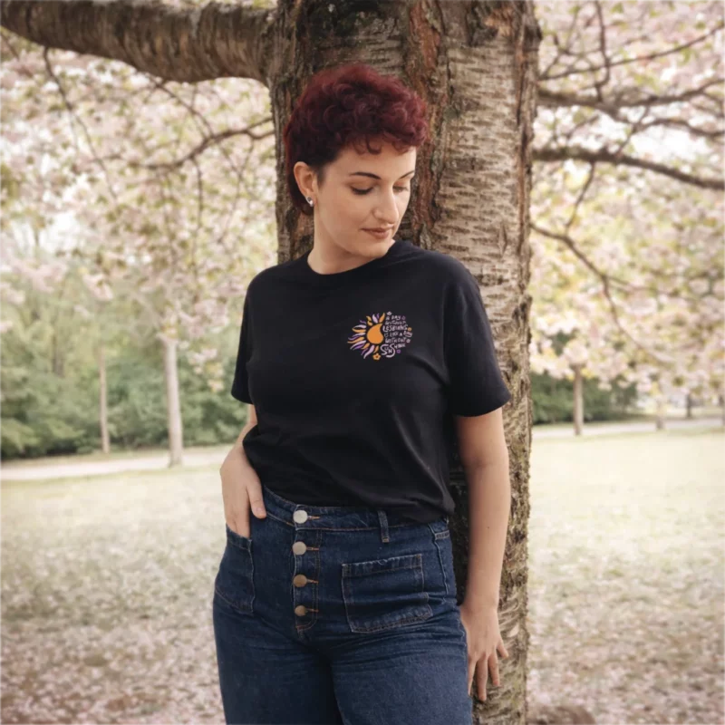 Sapphic-Soleil-Black-Arbre