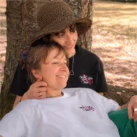 Sapphic-WLW-Duo-Couche