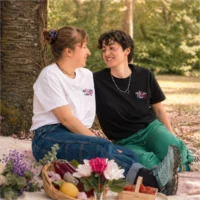 Sapphic-WLW-Duo-Nappe